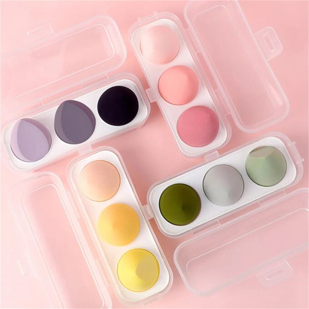 Set of makeup sponges