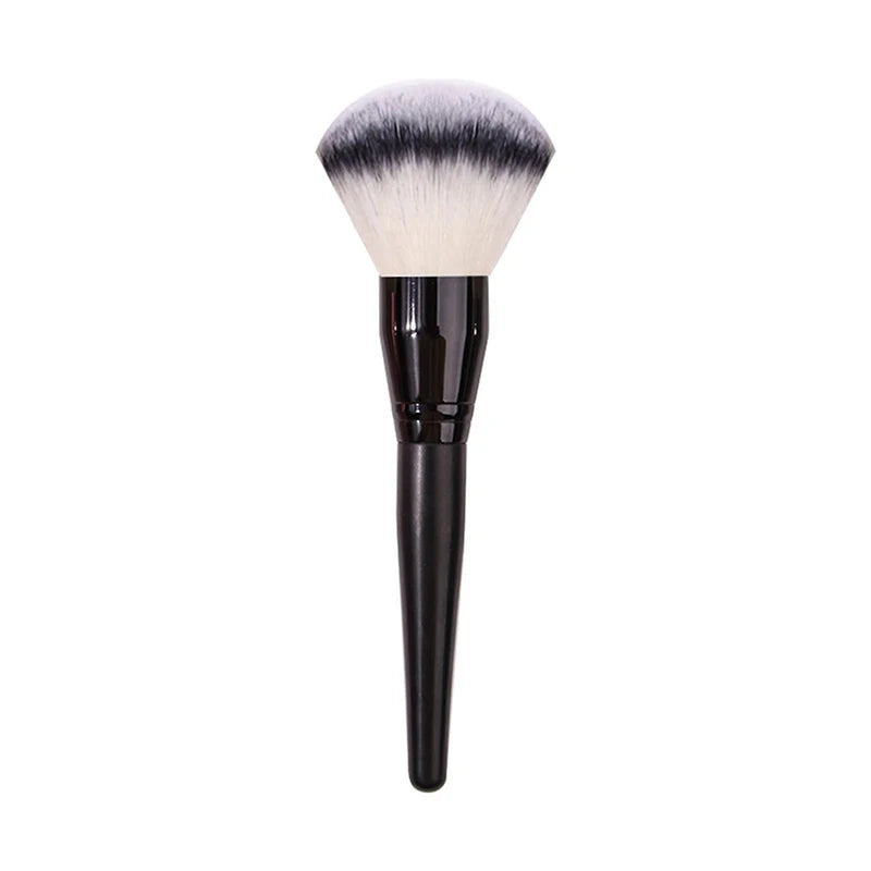 Blush brush