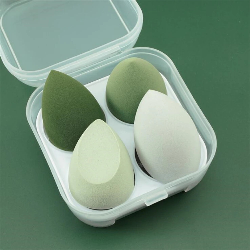 Set of makeup sponges